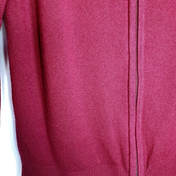 Juicy Couture Cashmere Zip Up Sweater Cardigan Size Medium Burgundy Red *FLAWS* - Picture 5 of 12